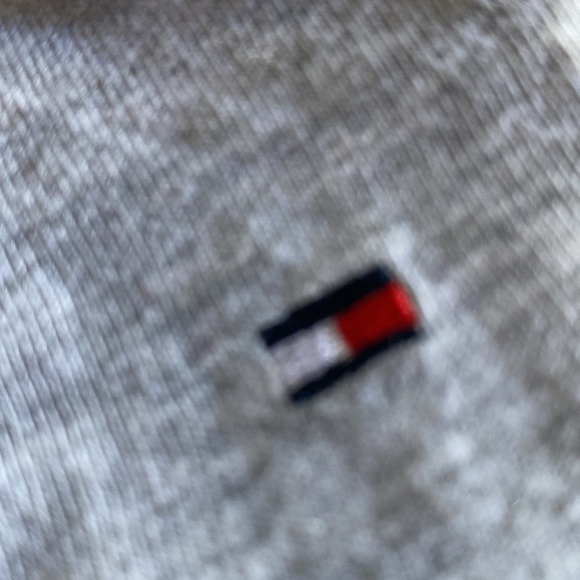 Tommy Hilfiger 2 piece boys size 6-9 mos. NWT! Short sleeve tee & red shorts - Picture 13 of 16